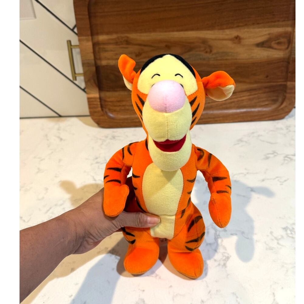 vintage Mattel Disney Winnie the Pooh Tigger Plush 90s nostalgia shelf decor